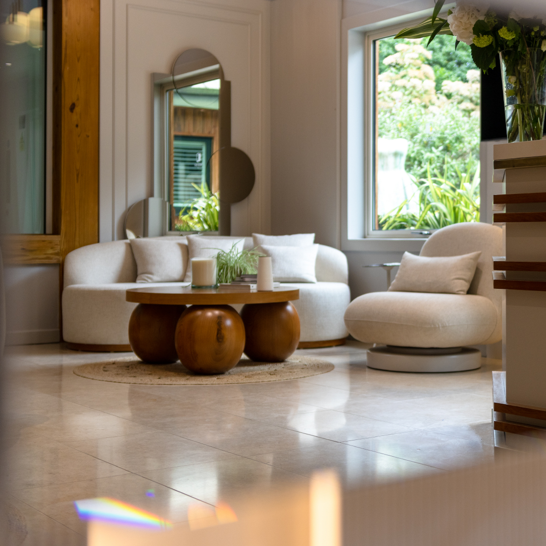 PD THE DOOR PHOTO 16