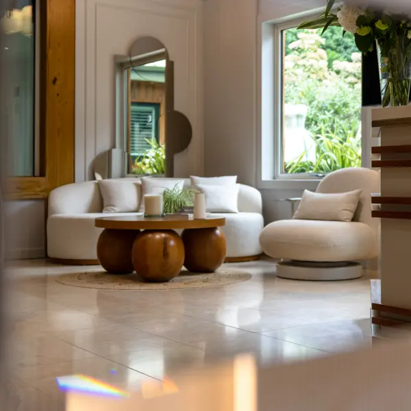 PD THE DOOR PHOTO 16